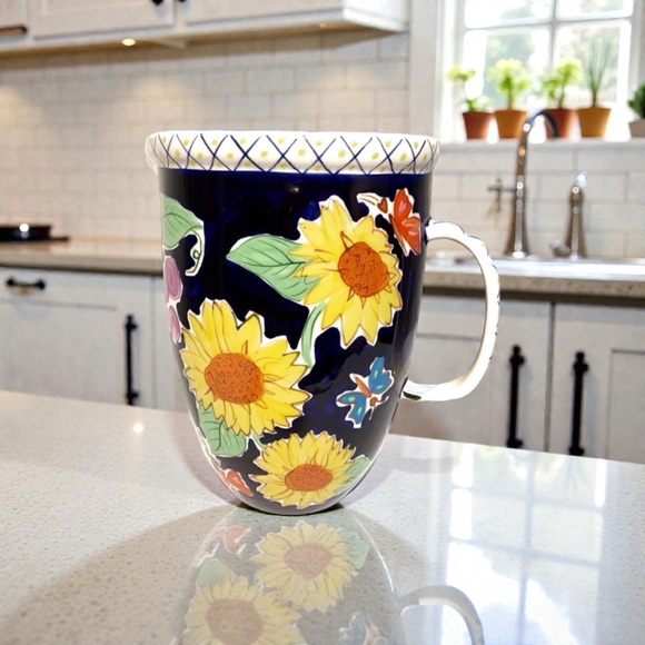 Starbucks Other - ☘️HP☘️ 2003 Starbucks Tavolo lll Pitcher